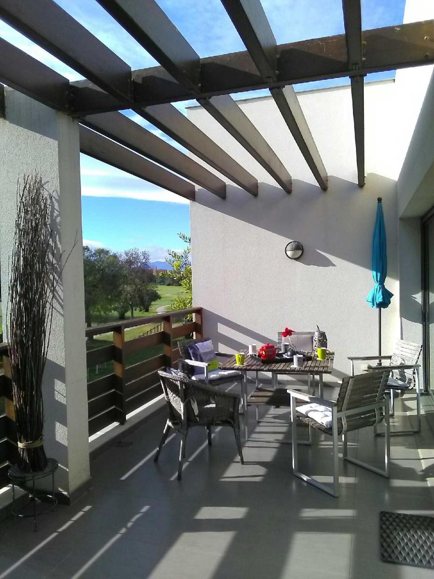 Vert Paradis - Vue Apaisante Sur Golf, Pins Parasols, 2E Etage - 80 M2 Dont Terrasse Avec Pergola, 2 Chambres, 3Et Iles, 3 Clim, Wifi - Piscine, Parking Et Park A Velos, Ascenseur - En Option Linge, Menage - Pistes Cyclables, Mer A Proximite Saint-Cyprien  Luaran gambar